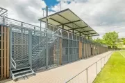 Fußballstadion-Fassade OSTRAVA HLUBINA
