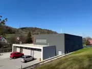 Fassadenverkleidung der Sporthalle Bordovice 